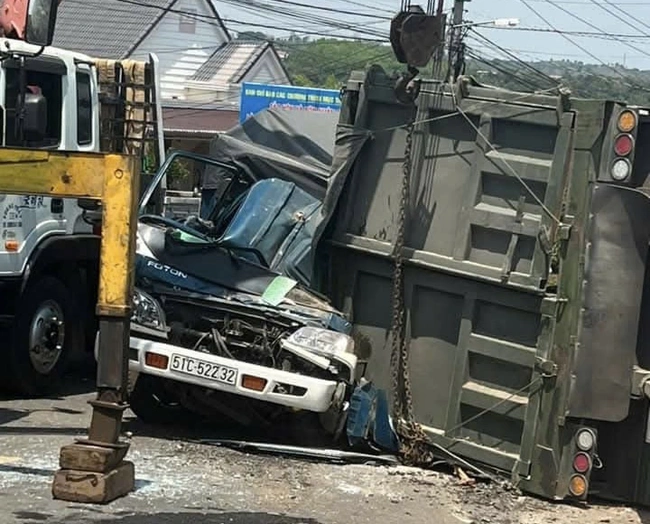 Video: Hiện trường vụ TNGT liên hoàn ở Đắk Nông, hai người thương vong- Ảnh 2.