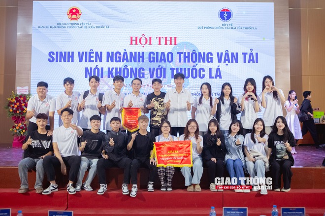 Sinh viên ngành GTVT nói không với thuốc lá- Ảnh 11.