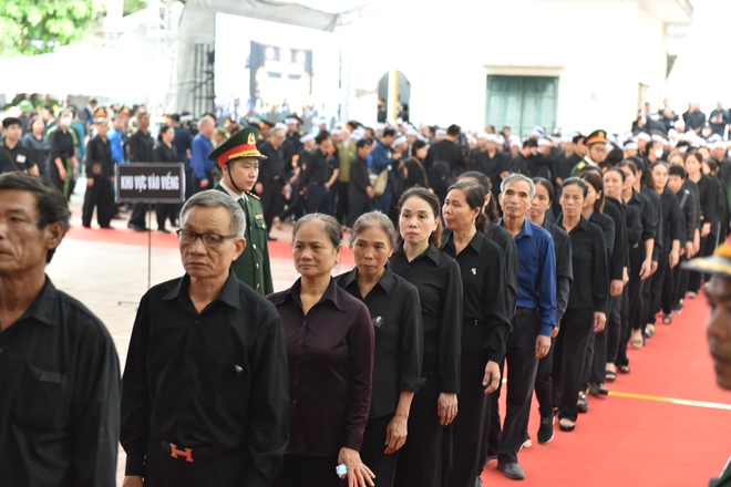 Thầm lặng đảm bảo ATGT ngày Quốc tang Tổng Bí thư Nguyễn Phú Trọng- Ảnh 9.