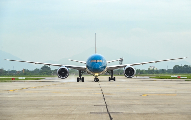 Cận cảnh "siêu máy bay" 367 ghế vừa gia nhập đội bay Vietnam Airlines- Ảnh 2.