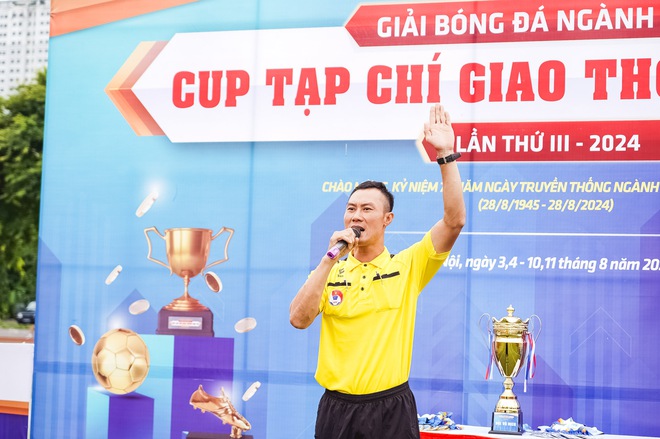 Khai mạc Giải bóng đá ngành GTVT Cup Tạp chí GTVT lần thứ III năm 2024- Ảnh 8.