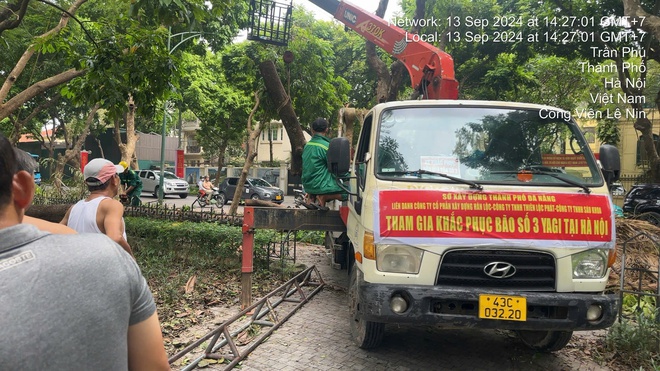 Sẵn sàng tăng ca làm đêm, hỗ trợ Hà Nội giải tỏa cây xanh ngã đổ, đảm bảo giao thông sau bão số 3 - Ảnh 6.