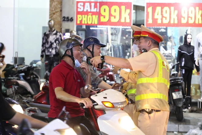 Hai ngày tổng kiểm soát, CSGT toàn quốc phát hiện gần 3 nghìn tài xế "ma men"  - Ảnh 3.