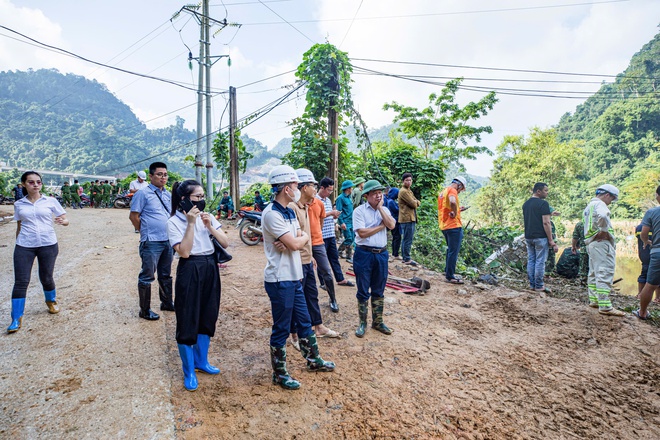 Cao tốc Đồng Đăng - Trà Lĩnh: Sức sống trở lại công trường sau đêm định mệnh - Ảnh 9.