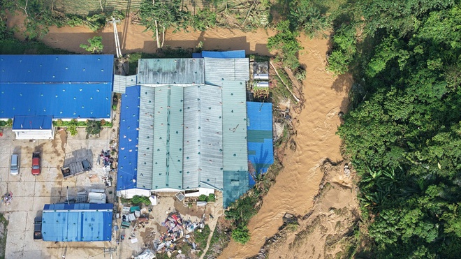 Cao tốc Đồng Đăng - Trà Lĩnh: Sức sống trở lại công trường sau đêm định mệnh - Ảnh 5.