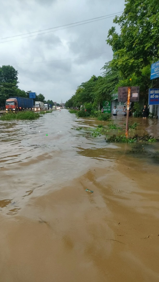 Đề nghị dừng chạy tàu qua cầu BắcGiang - Ảnh 2.