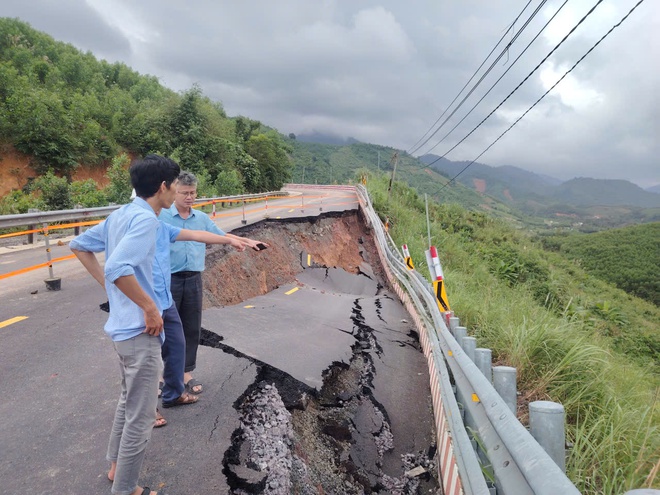 Video toàn cảnh sụt lở trên tuyến QL27C qua đèo Khánh Lê nối Khánh Hoà - Lâm Đồng - Ảnh 13.