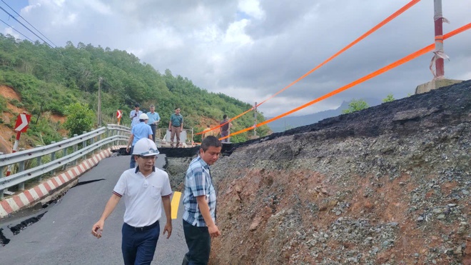 Video toàn cảnh sụt lở trên tuyến QL27C qua đèo Khánh Lê nối Khánh Hoà - Lâm Đồng - Ảnh 12.