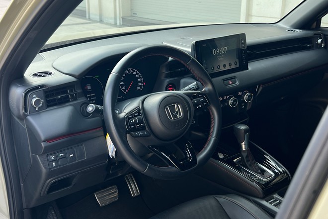 Đánh giá Honda HR-V e:HEV RS: Khác biệt ở vận hành - Ảnh 10.