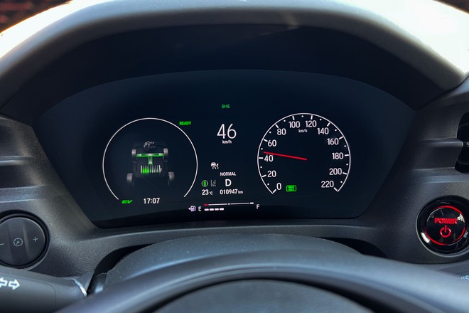 Đánh giá Honda HR-V e:HEV RS: Khác biệt ở vận hành - Ảnh 17.