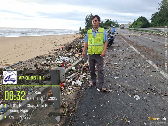 Video: Trắng đêm khắc phục hậu quả bão số 13, đảm bảo giao thông- Ảnh 10. Video: Trắng đêm khắc phục hậu quả bão số 13, đảm bảo giao thông- Ảnh 10.