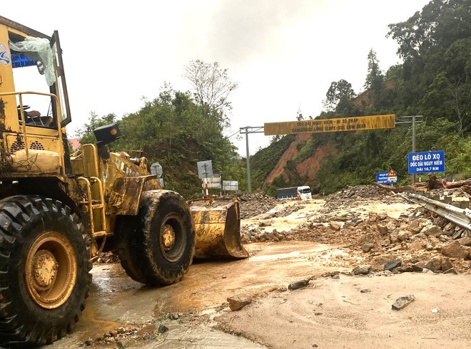 Nỗ lực đảm bảo giao thông thông suốt địa bàn miền Trung - Tây Nguyên- Ảnh 2. Nỗ lực đảm bảo giao thông thông suốt địa bàn miền Trung - Tây Nguyên- Ảnh 2.