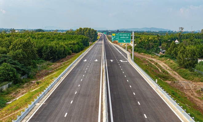 Từ áp lực tiến độ đến kỳ tích vượt kế hoạch tại cao tốc Quảng Ngãi - Hoài Nhơn - Ảnh 3.