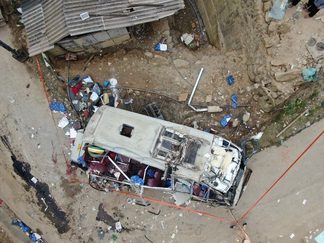 Thủ tướng yêu cầu khắc phục hậu quả vụ TNGT đặc biệt nghiêm trọng ở Lào Cai - Ảnh 5.