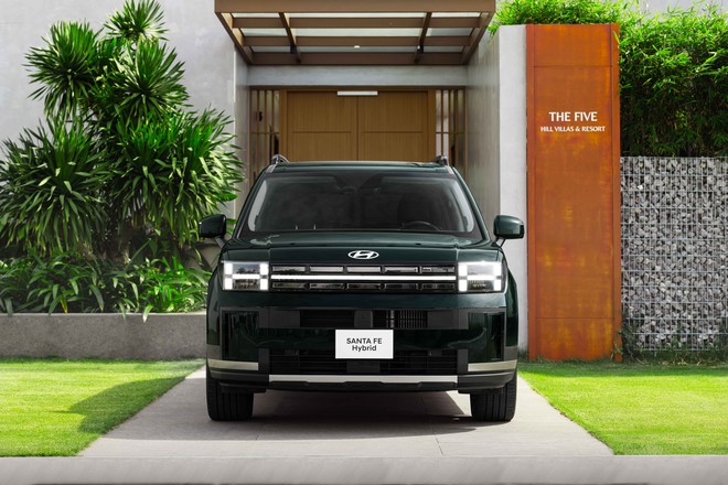 Hyundai Santa Fe hybrid chốt giá 1,369 tỷ đồng ở Việt Nam- Ảnh 2. Hyundai Santa Fe hybrid chốt giá 1,369 tỷ đồng ở Việt Nam- Ảnh 2.