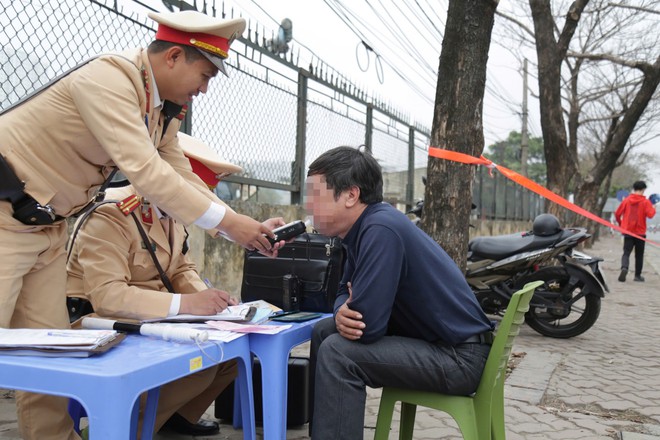 Tập trung xử lý 6 nhóm hành vi là nguyên nhân gây tai nạn giao thông- Ảnh 3.