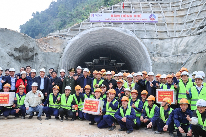 Thủ tướng thị sát dự án cao tốc nối Cao Bằng - Lạng Sơn - Ảnh 5.