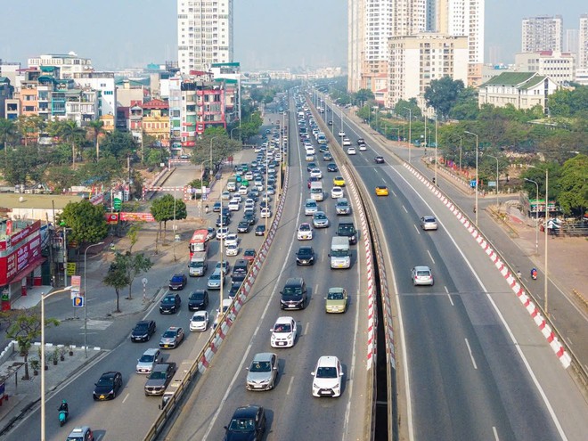 Năm 2025, CSGT tập trung xử lý 6 nhóm hành vi vi phạm- Ảnh 4.