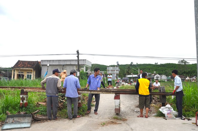 Quảng Ngãi: Xoá bỏ loạt lối đi tự mở gây mất ATGT đường sắt Bắc-Nam - Ảnh 6.