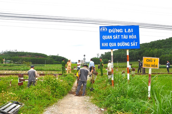 Quảng Ngãi: Xoá bỏ loạt lối đi tự mở gây mất ATGT đường sắt Bắc-Nam - Ảnh 9.