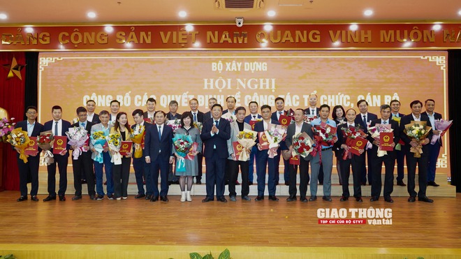 Công bố các quyết định về tổ chức và cán bộ Bộ Xây dựng- Ảnh 8.