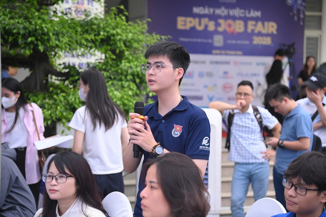 EPU’s Job Fair 2025 – Cầu nối giữa sinh viên và doanh nghiệp trong kỷ nguyên số - Ảnh 4.