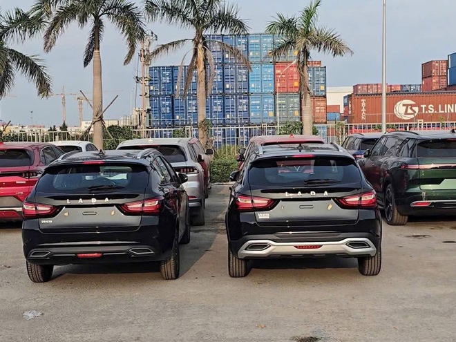 Ô tô Nga Lada đã về Việt Nam, người dùng nói "phũ" về thiết kế xe - Ảnh 2.