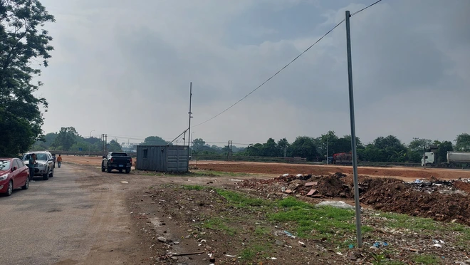 Dự án bến xe ở Phú Thọ xâm phạm dãy cột thông tin đường sắt tuyến Yên Viên – Lào Cai- Ảnh 3.