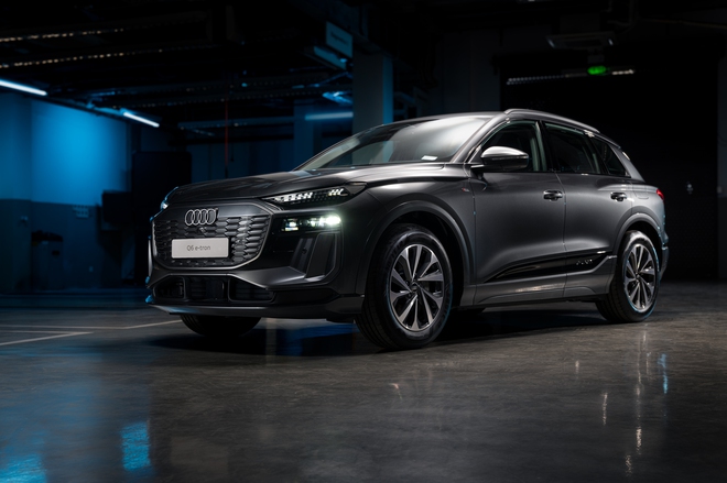 Cận cảnh Audi Q6 e-tron và A5 vừa ra mắt Việt Nam, giá từ 2,199 tỷ đồng - Ảnh 8.
