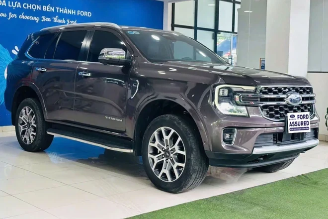 Sau 2 năm, Ford Everest bán lại giá ngỡ ngàng - Ảnh 2.