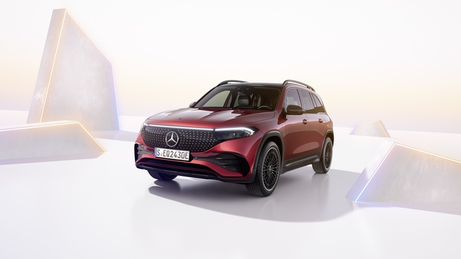 Xe điện Mercedes-Benz EQB 250+ chốt giá hơn 2,3 tỷ tại Việt Nam - Ảnh 1.