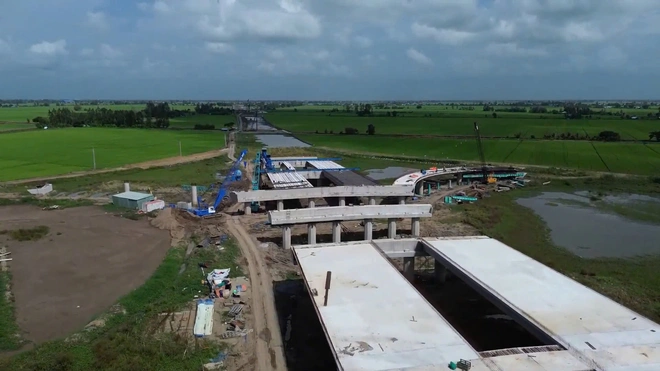 "Make in Vietnam" trên những cây cầu lớn nhất nước- Ảnh 23.