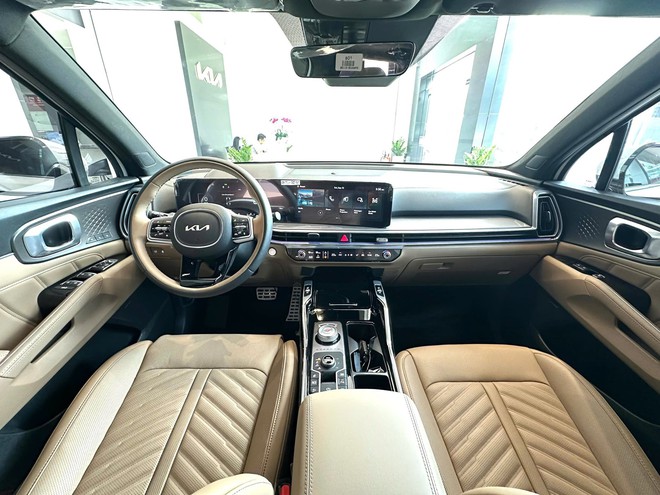 KIA Sorento 2025 vừa ra mắt có gì mới với giá khởi điểm 1,249 tỷ đồng? - Ảnh 3.