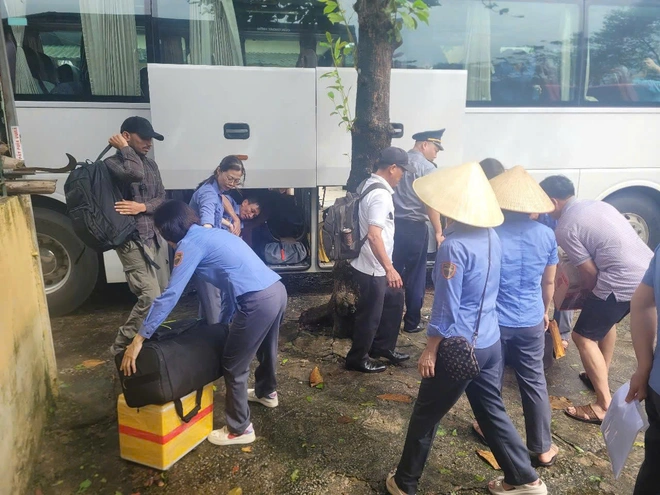 Gián đoạn vận tải đường sắt do bão số 10 (Bualoi) gây ra - Ảnh 5.