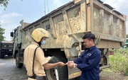 CSGT tỉnh Đắk Lắk tăng cường xử lý xe quá tải sau phản ánh của Tạp chí Giao thông vận tải