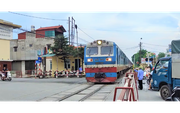 Tăng cường bảo đảm ATGT tại các vị trí giao cắt giữa đường bộ và đường sắt