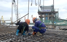 Video: Khí thế thợ cầu Thăng Long trên đại công trường cầu Nguyễn Trãi