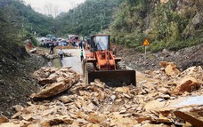 Công bố tình huống khẩn cấp về thiên tai tại Km123 - Km124 trên QL6
