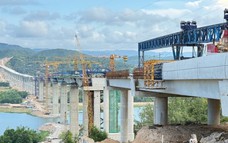 Bộ Xây dựng yêu cầu siết chặt an toàn lao động ở các công trình giao thông