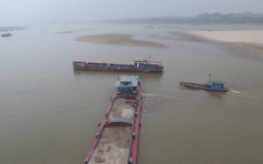 Cảnh báo 16 điểm nguy hiểm trên sông Hồng, sông Lô