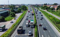 Tiếp tục rà soát và khắc phục những bất cập về tổ chức giao thông