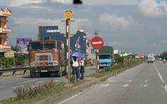 Rà soát hệ thống biển báo trên QL5