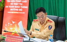 Gần 100 thí sinh đoạt giải cuộc thi tìm hiểu pháp luật giao thông đường bộ và 80 năm truyền thống lực lượng CSGT