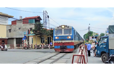 Tăng cường bảo đảm ATGT tại các vị trí giao cắt giữa đường bộ và đường sắt