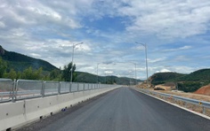 Nhà thầu dốc lực hoàn thành đoạn cao tốc Chí Thạnh - Vân Phong