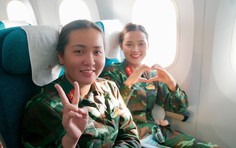 Cận cảnh chuyến bay đặc biệt đưa hơn 360 chiến sỹ hoàn thành nhiệm vụ A80 về TP.HCM