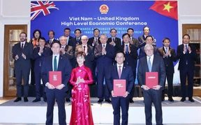 Vietjet và Rolls-Royce ký kết hợp đồng động cơ Trent 7000 trị giá 3,8 tỷ USD