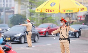 Người dân di chuyển thế nào khi Hà Nội tổ chức chương trình "Vang mãi khúc khải hoàn"?