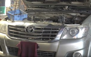 Đi ô tô quên thay dầu và bài học đắt giá phải trả bằng rất nhiều “học phí”