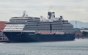 Cứu kịp thời vị khách ngoại quốc gặp tai nạn nguy kịch khi siêu tàu Westerdam đang ở vùng biển Đà Nẵng